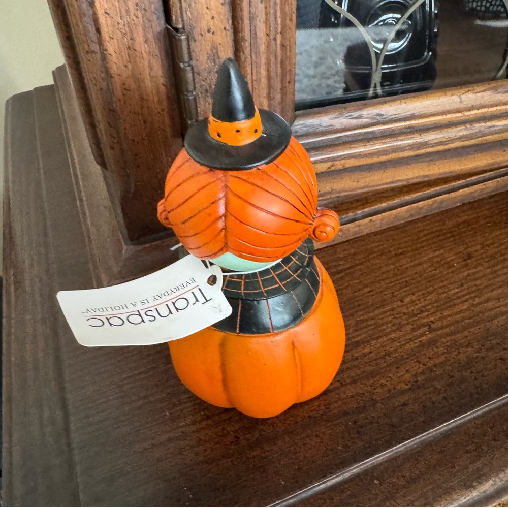 Halloween Witch Pumpkin Figurine - Picture 2 of 3